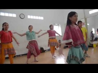Latihan Mini Operet Bobo "Ulang Tahun Manuru"