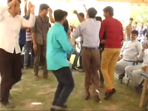 ٹوبہ ٹیک سنگھ نجی کالج میں سپورٹس گالا طلبا طالبات میں رسہ کشی کا دلچسپ مقابلہ