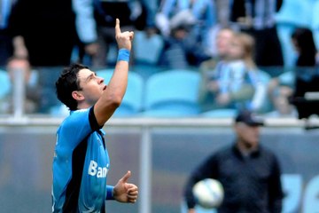 Grêmio vence o Furacão e se aproxima do G4