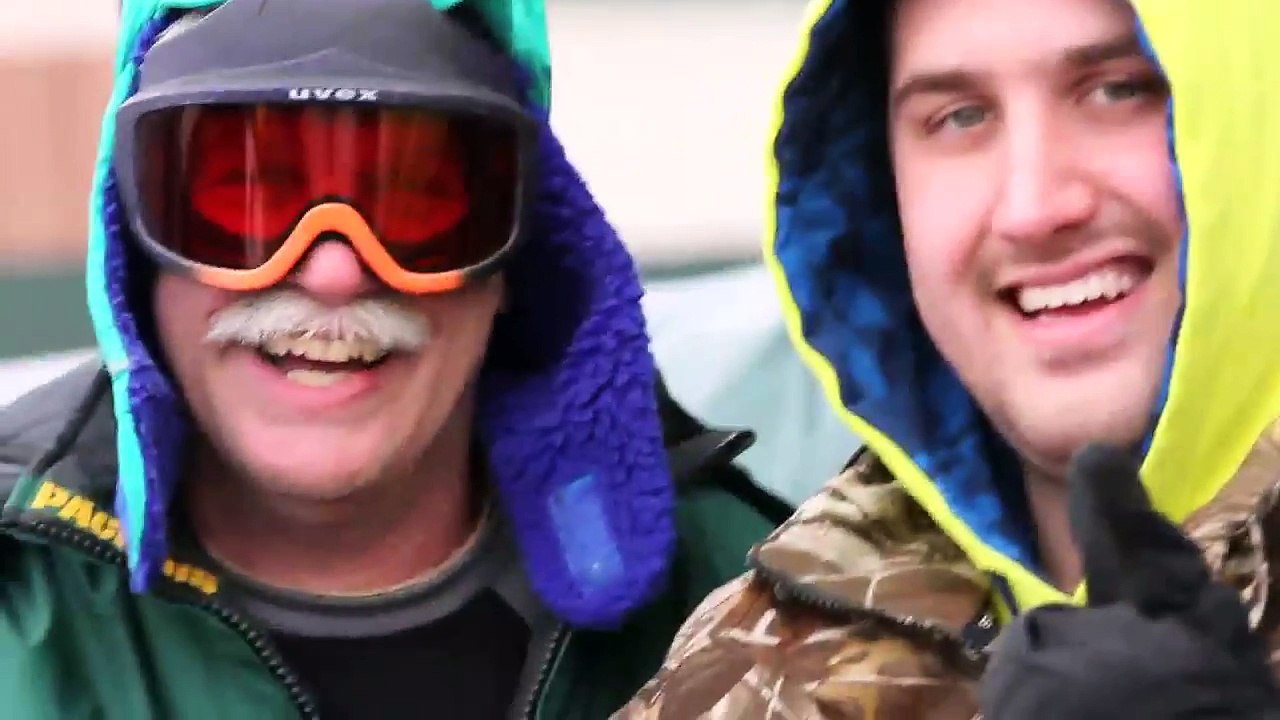 Packers fans deal with the cold