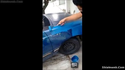 PINTANDO EL CARRO DE UN AMIGO CON PINTURA DE EXELENTE CALIDAD Y RODILLO Y MUCHA DIVERSION JUNIO 2015