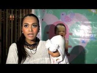 Denada Sering Bawa Anak ke Tempat Kerja