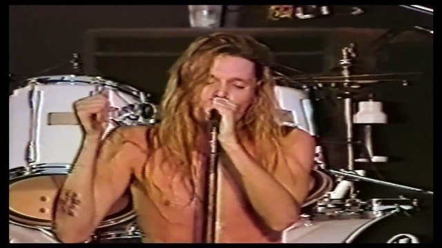 Skid Row - Monkey Business (Live at Wembley 1991)