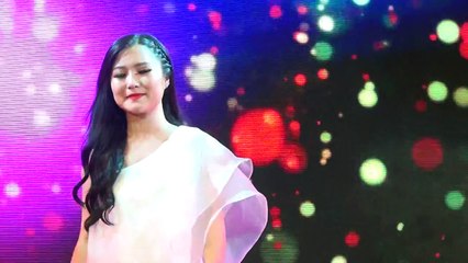 Hương Tràm thi tốt nghiệp 1 - Với em là mãi mãi