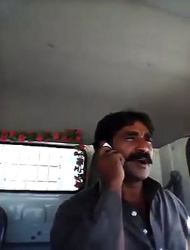 Iss admi ke english check karay, urdu funny video, pakistani funny video, pardasi, punjabi mujra, punjabi girl dance, punjabi totay, indian funny videos, pashto funny videos,