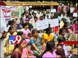 Agri Gold victims demand justice, protest at Tirupati