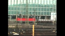 Eisenbahn- Impressionen vom Stuttgarter Hauptbahnhof am 9.Dezember 2004