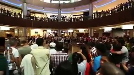 This Guy Can Balance Anything Amazing