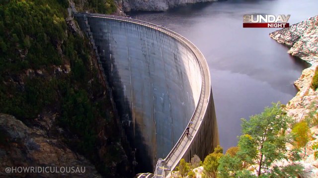 Record du monde : un panier inscrit à 126 mètres de hauteur