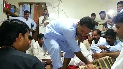 Pashto funny da musafaro video, pashto funny pathan dance, pashto funny drama, pashto songs, pashto tapay tang takor