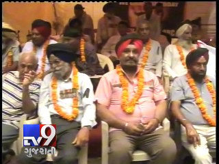 Ex-servicemen protest for 'one rank, one pension' - Tv9 Gujarati