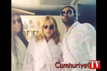 Meryem Uzerli bornozla dans etti!