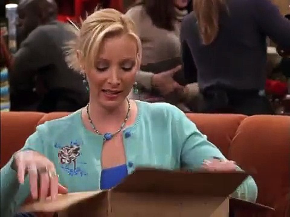Friends - The one with the mugging - uncut scene