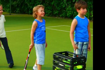 ТЕННИС ДЕТИ  - обучение новым движениям