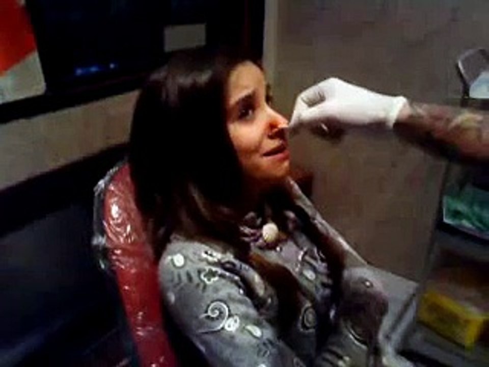 Piercing en la nariz de Cristina Pé