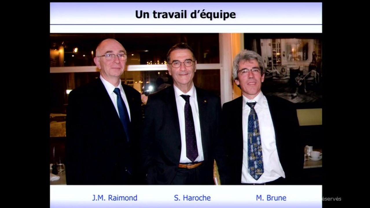 A la limite du quantique : chat de Schrödinger et décohérence