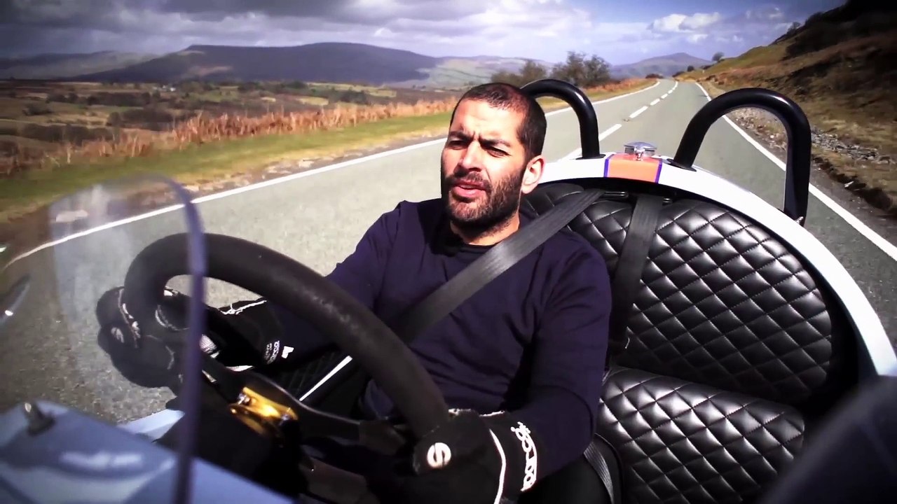 Morgan Three Wheeler and Caterham Seven_ Brilliant British Flyweights - _CHRIS HARRIS ON CARS