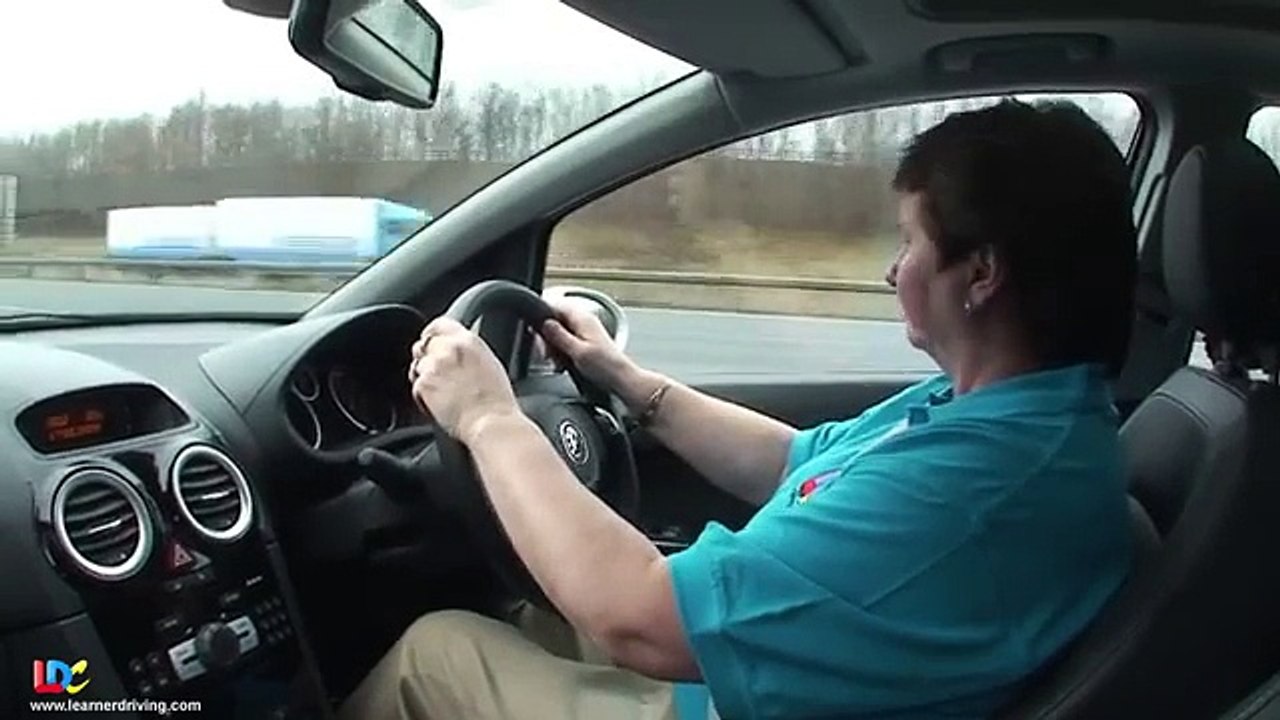 ---LDC driving lesson15 - Motorway Driving - key learning points