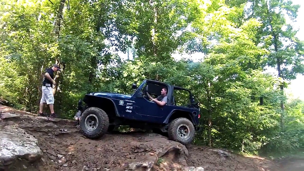 Jeep Wrangler TJ Rock Crawling!