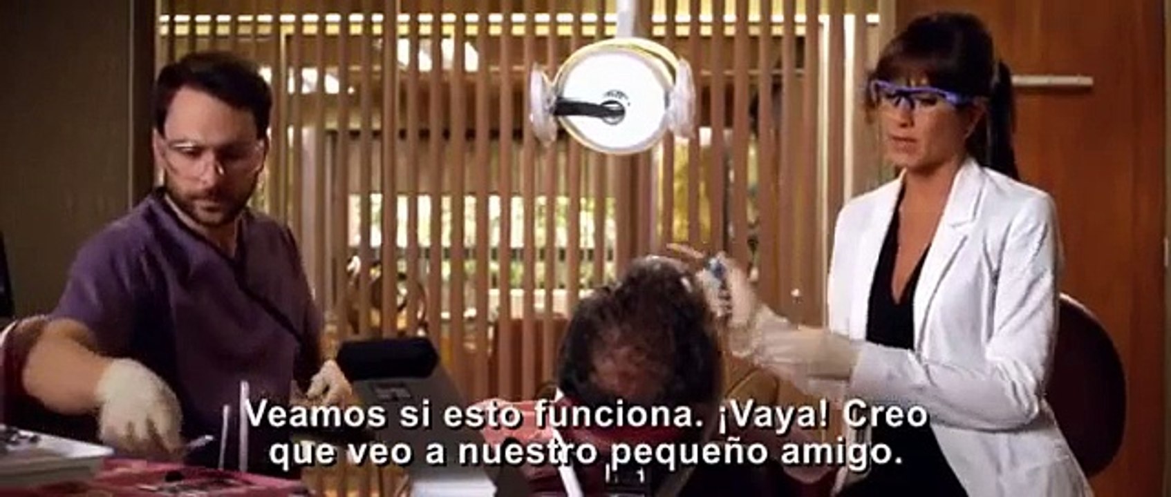 Quiero matar a mi jefe (Trailer)