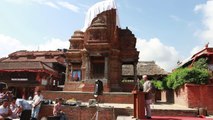 Près de deux mois après le séisme, le Népal rouvre les sites historiques de Katmandou