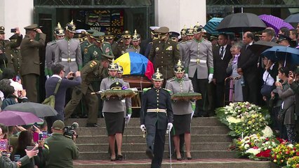 Colômbia se despede de tenente morto em ataque das Farc