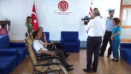 Başbakan kamerayı alıp İHA kameramanını çekti