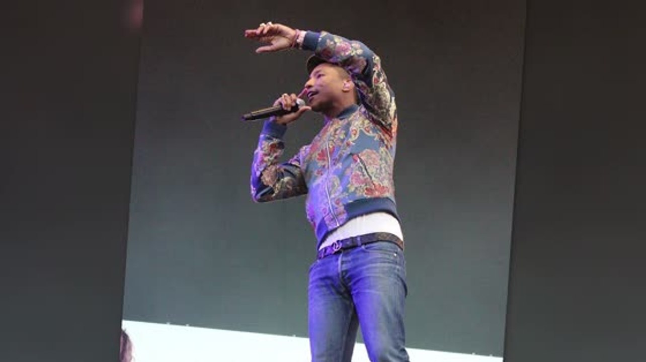Pharrell Williams ehrt Jimi Hendrix beim Isle Of Wight Festival