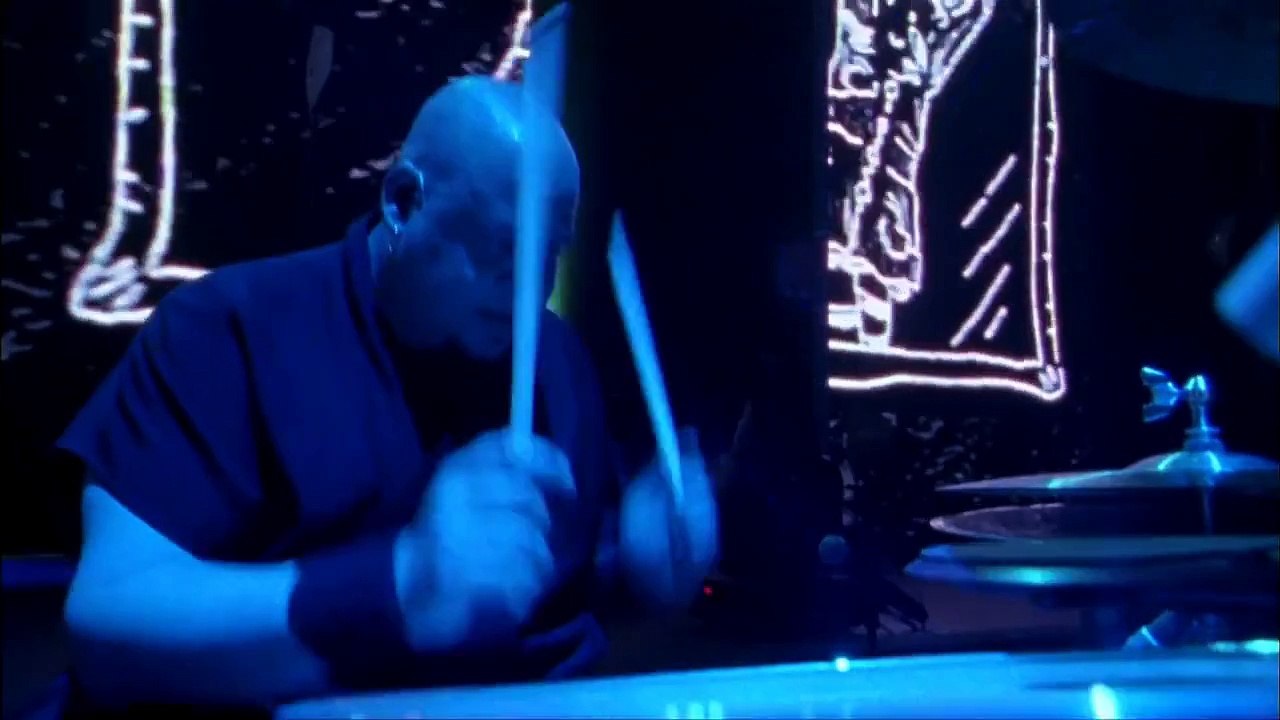 Mylène Farmer - C'est une Belle Journée - Live 2006 (HD)