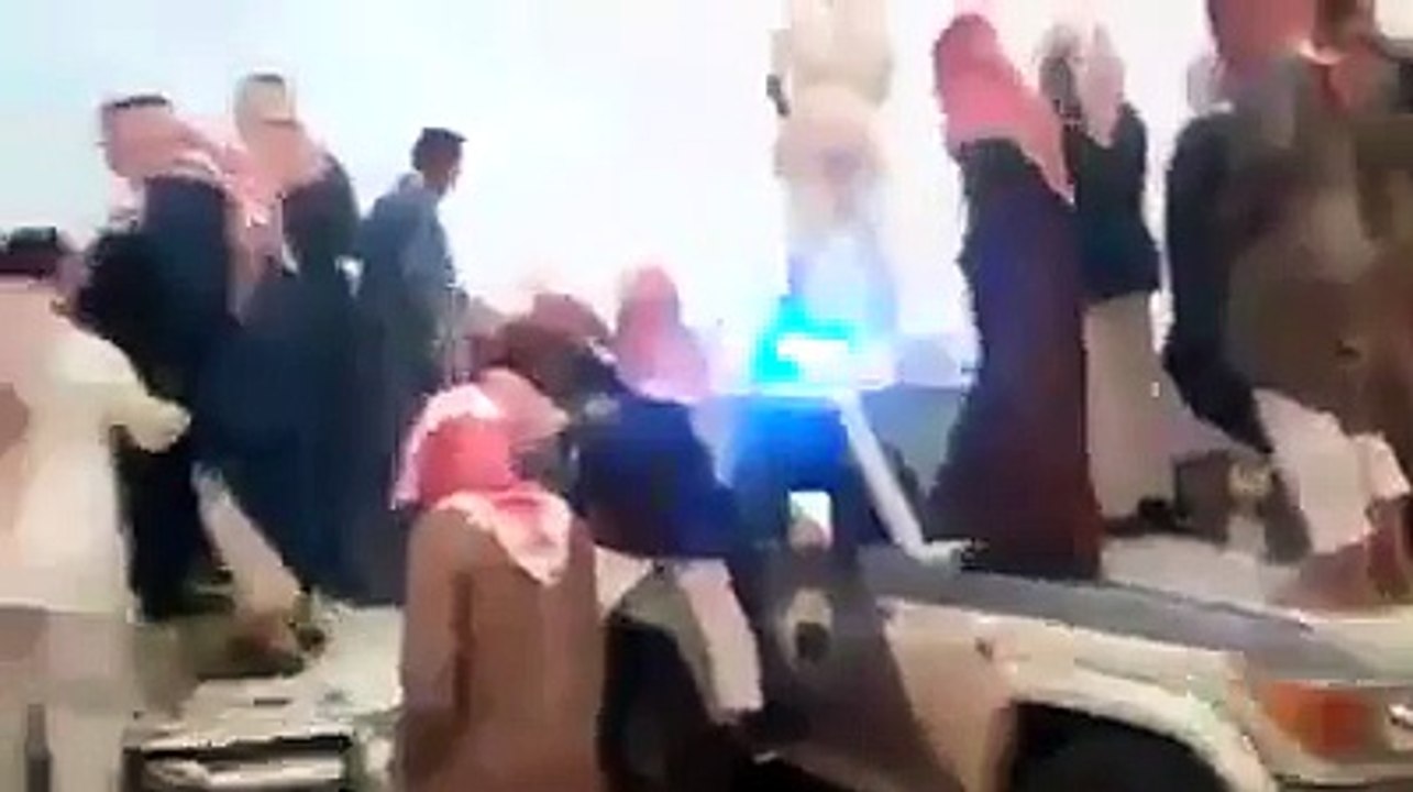 دوستوں یہ کیا چکر هے Arabic Funny videos(letest...
