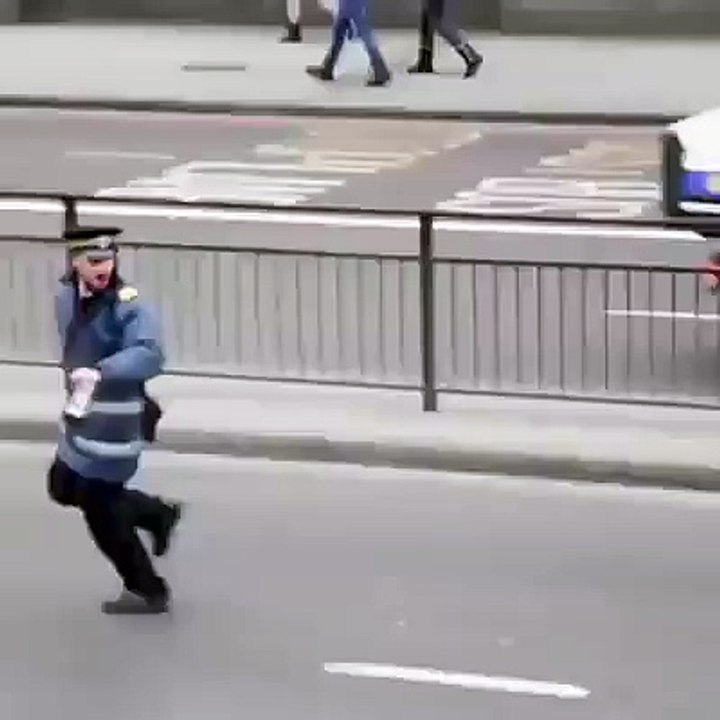 واش داك ديرلو بروصي هههههه شرطة آخر زمان