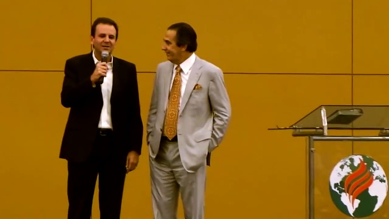 Vai fazer obra assim lá no inferno, diz Eduardo Paes a Silas Malafaia