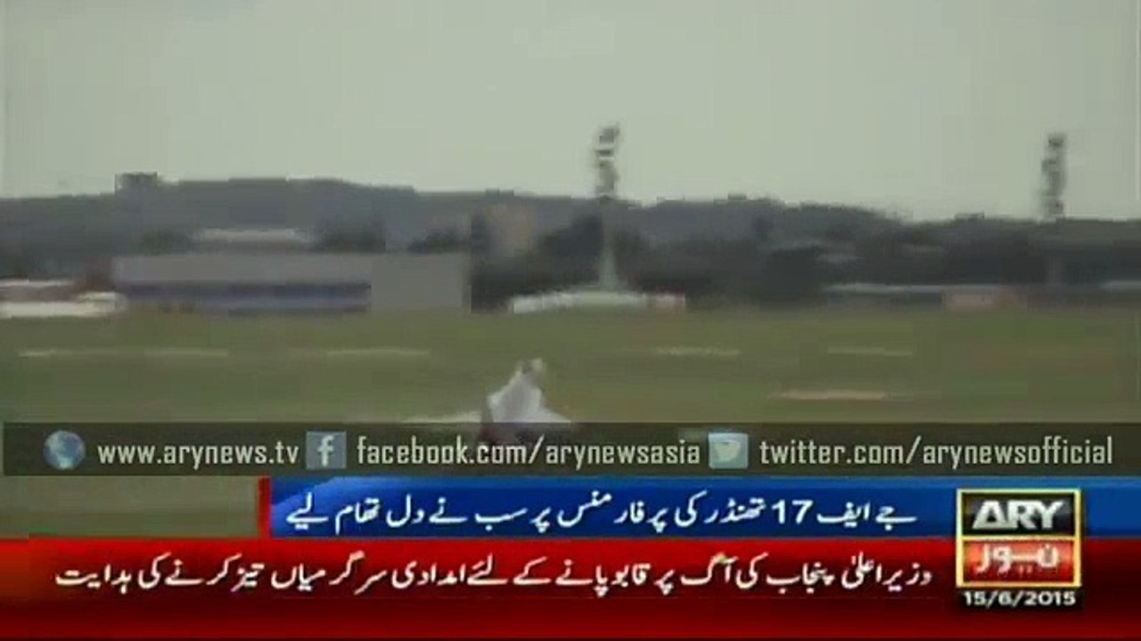 JF 17 Thunder Fighter In Paris Air Show 15 June 2015 - Thrills Spectators at Paris Air Show