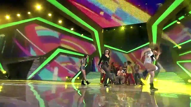 RONELA HAJATI - MOS MA LSHO Kenga Magjike 2013 ( Netet Finale - Pallati Koncerteve )