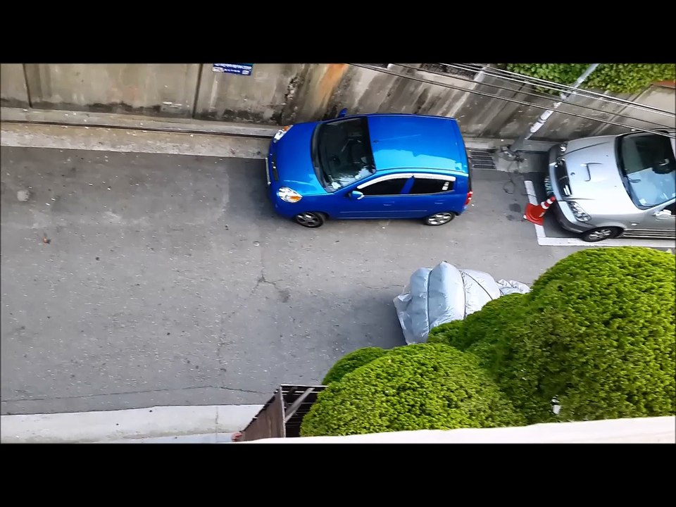 vieux chariot à moteur