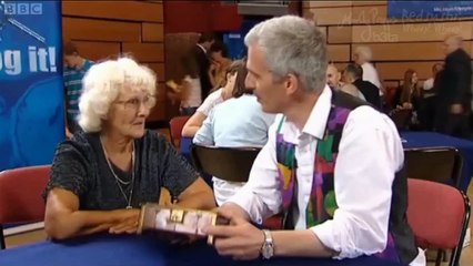 Betty catches David's eye on Flog It