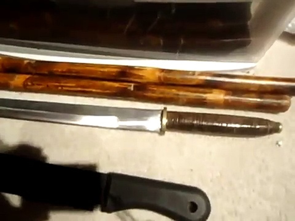 EDC Knives Flashlights and other stuff