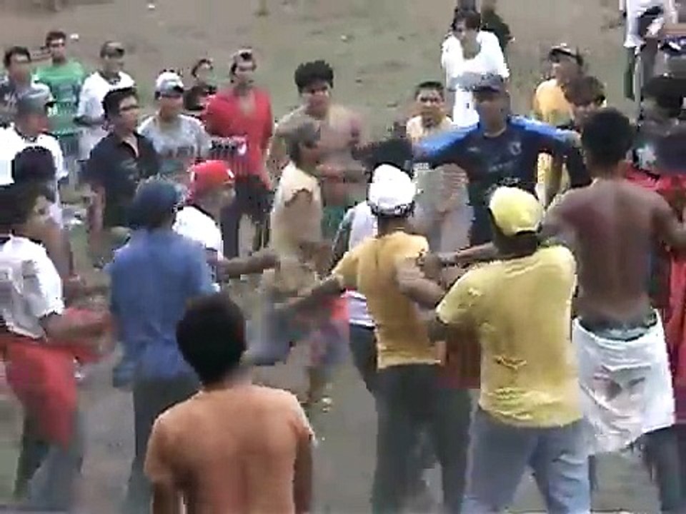 Rurrenabaque 2009   Jocheo de toros 3er día III