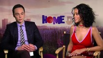 Rihanna & Jim Parsons Interview Each Other for Yahoo!