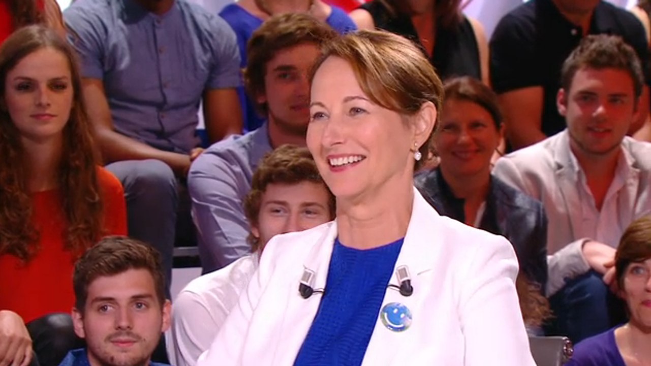 Quand Ségolène Royal découvre que le logo de son pin’s est aussi celui de l'ecstasy