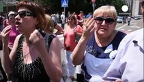 تجمع شهروندان دونتسک در اعتراض به ادامۀ بحران در این منطقه