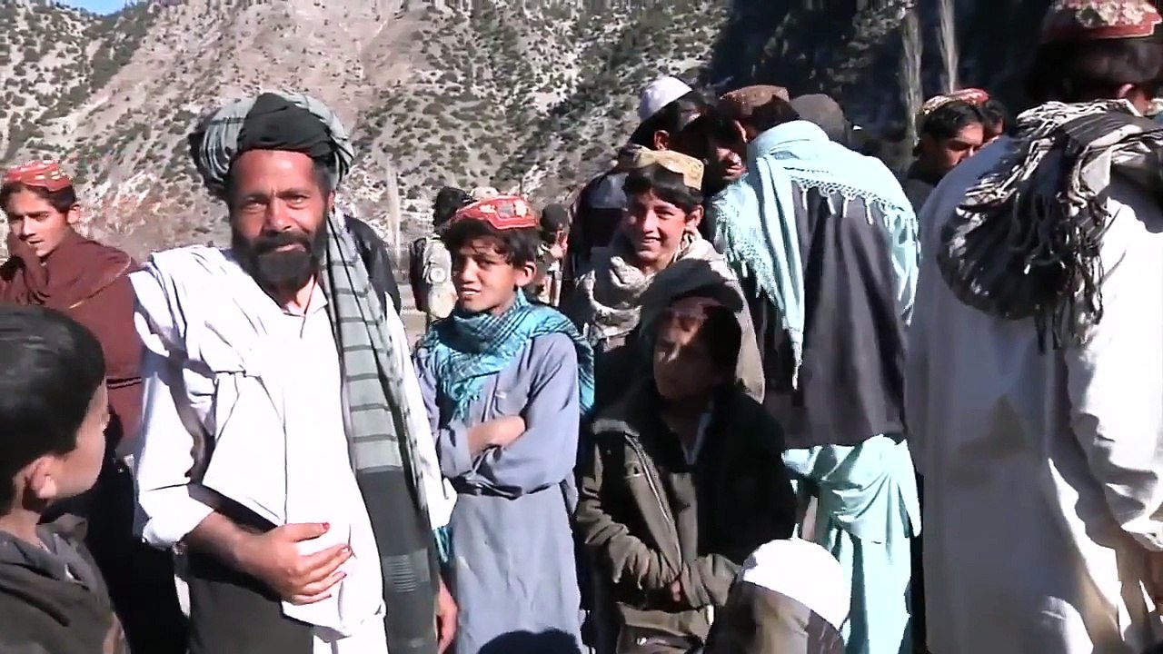 Army Channel ► US Soldiers Mentor Afghan Military Police