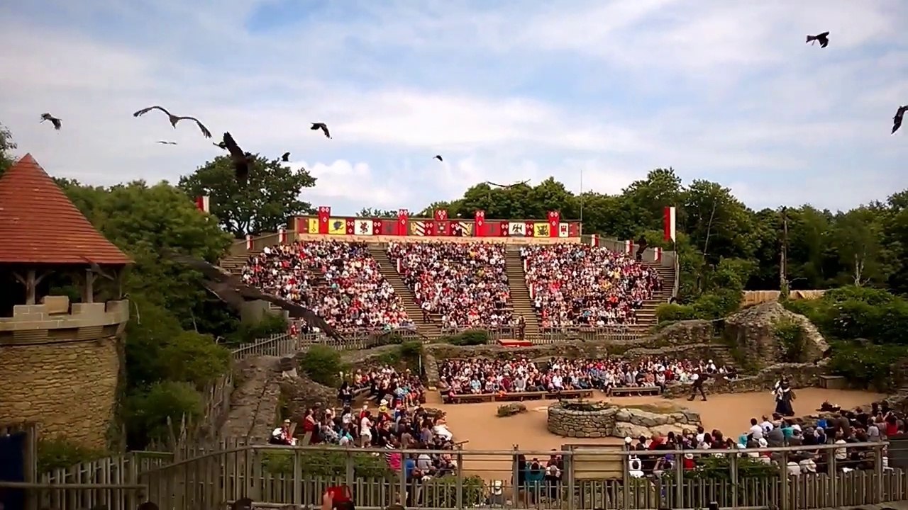 Puy du fou (le bal des oiseaux fantômes; le signe du triomphe; les vikings)