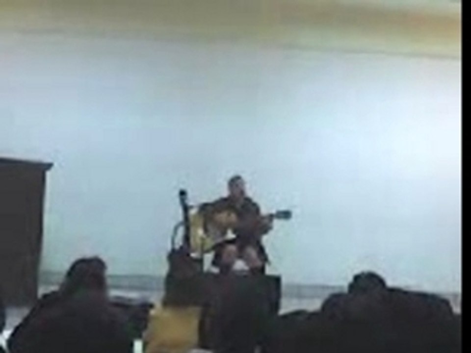 la morra cantando