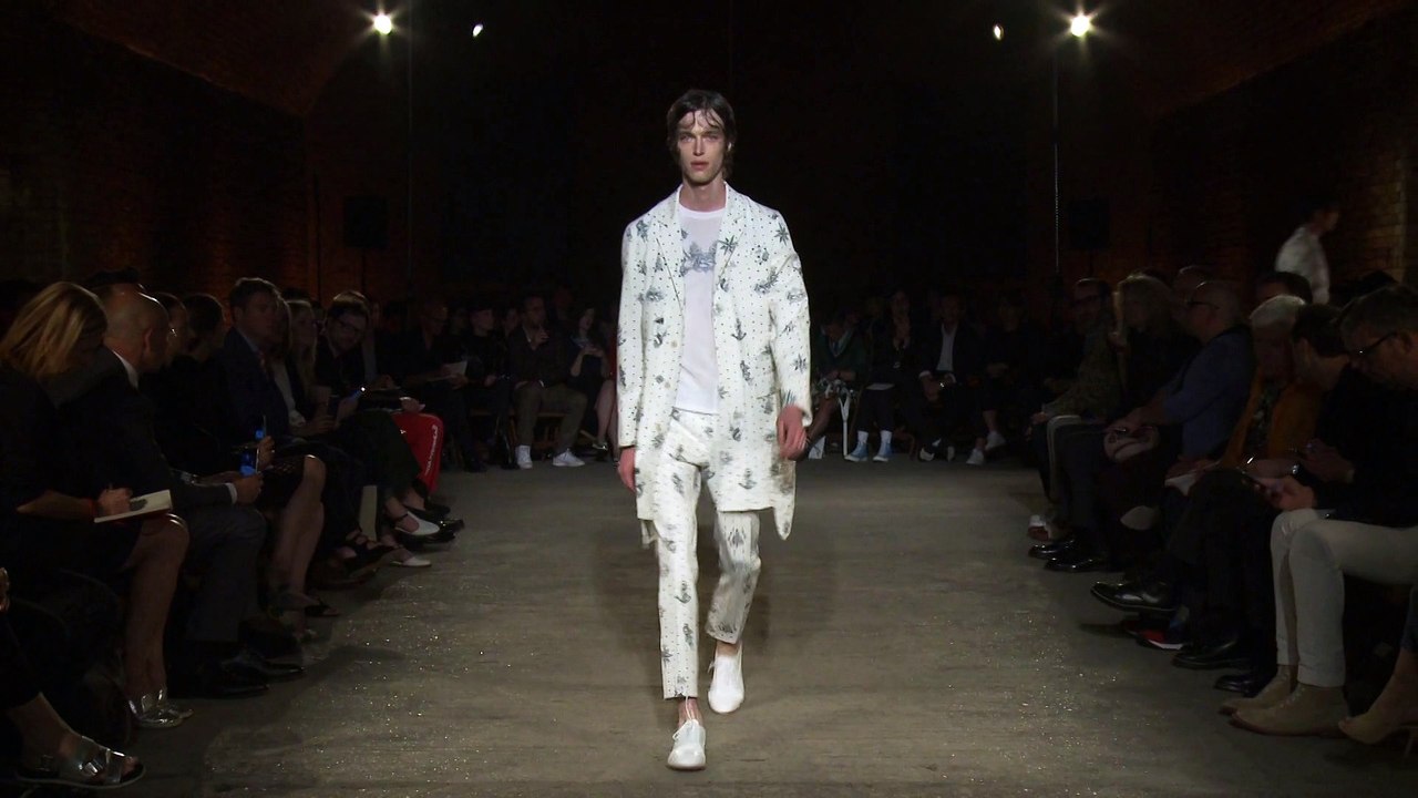 Alexander McQueen - défilé Homme Printemps-été 2016