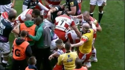 Big Rugby Fight! Double red card!