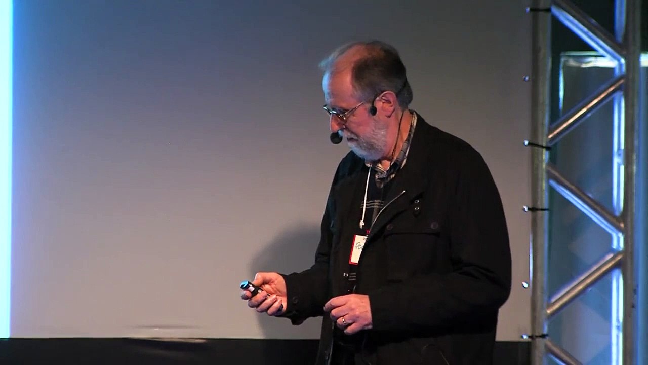 A arte do efêmero: Rogério Livi at TEDxLaçador (TEDxLacador)