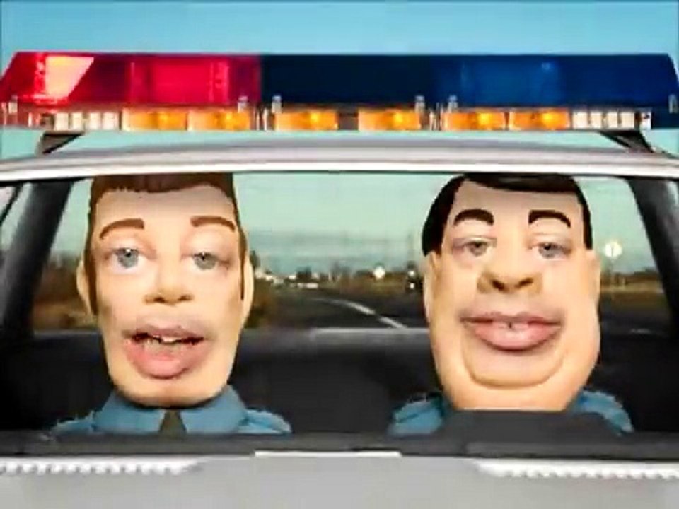 La police (Tetesaclaques.tv)