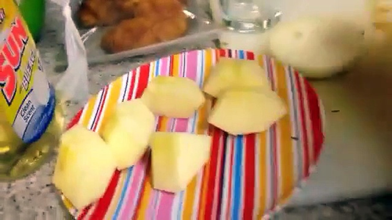 How to make a Apple Smoothie!!!