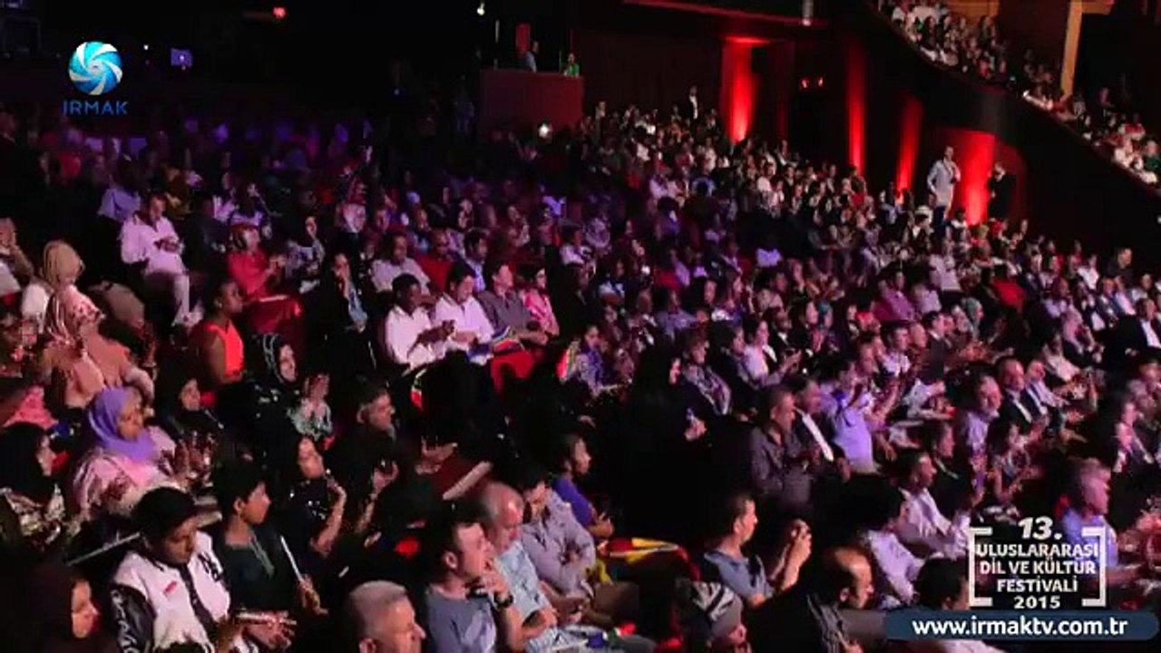 3 Devlet başkanı ve ödül 13 Türkçe Olimpiyatı 2015 Güney Afrika